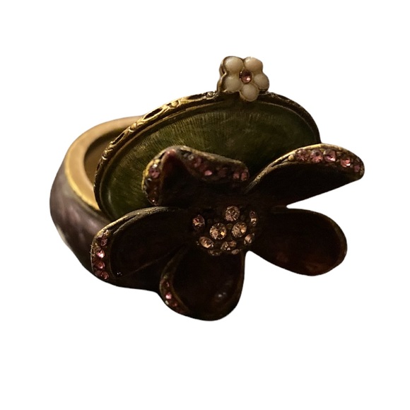 Jay Strongwater Flower Trinket Box - Picture 8 of 13